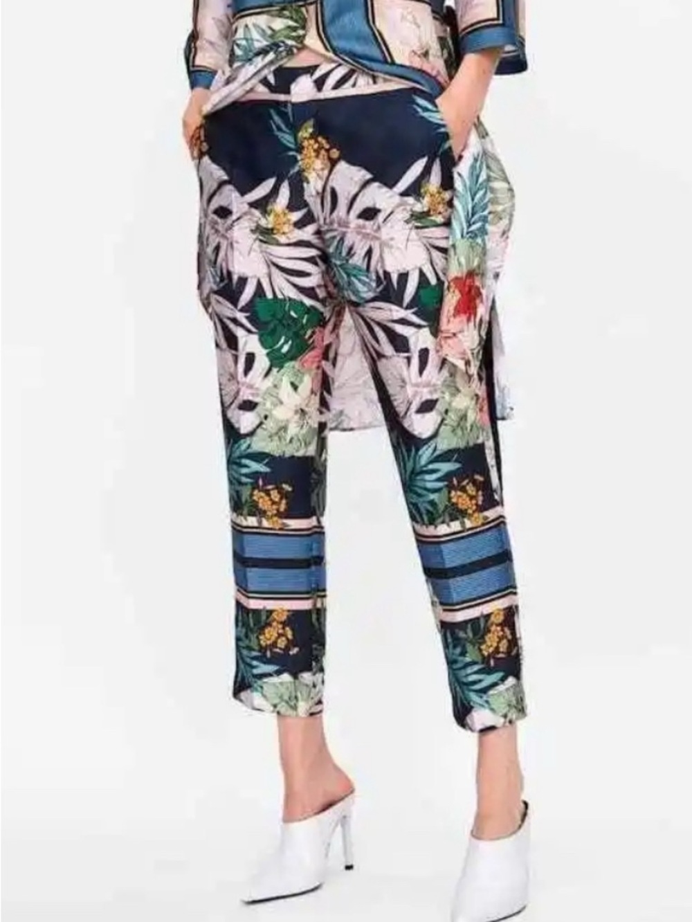 Zara Tropical Floral Print Navy Crop Pants - Women's Tropical Trousers